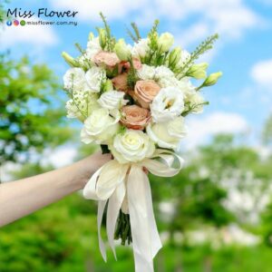 WD38 - Ivory Whispers ~ Fresh Flower 鲜花