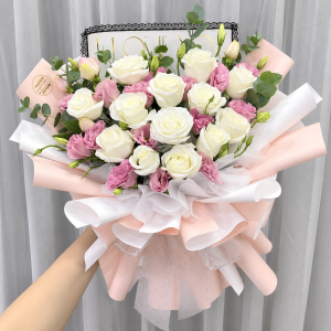 RS137 - Ivory Stardust ~ Fresh Flower 鲜花