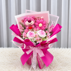 CRF37 - Strawberry Hug ~ Crochet Flower 针织花